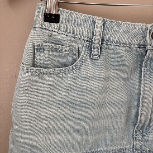 Hollister Juniors 7 Denim Skirt Flared Light Wash W28 - Picture 2 of 8